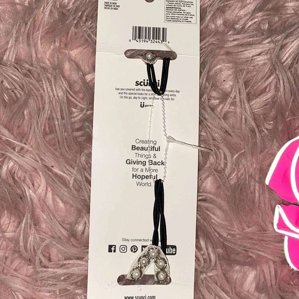 Hair accessories bundle - Picture 3 of 5